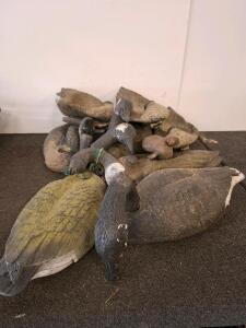 Vintage Canada Goose And Duck Hunting Decoys &ndash; Mixed Shell And Full-Body Styles