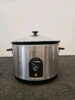 West Bend Crockery Slow Cooker (Tested), Weight Scale (Unable To Test), & Home Decor - 5