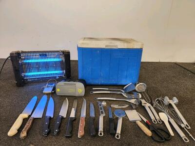 Coleman 16Qt Cooler, iJoy YouReality VR Headset (Unable To Test), Bug Zapper (Tested), Thermometer (Unable To Test) & 20+ Pc Utensils