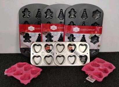 Holiday Cookie & Heart Baking Pan Set, 12-Cavity Non-Stick Holiday Pans & Heart Molds, Silicone & Metal