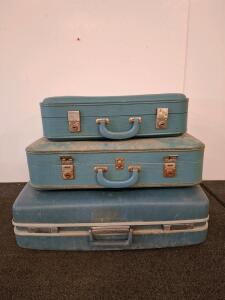 Vintage Blue Hard-Shell 3-Piece Luggage Set, 1950s-60s, Polka Dot Lining, 26" Largest. ( 3 boxes)