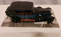 1929 Rolls-Royce Phantom I Cabriolet de Ville 1:18 Scale Model Car, Blue/Black Diecast
