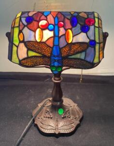 Tiffany-Style Stained Glass Table Lamp with Dragonfly Motif, 24.5" Height, 16" Shade ( Working )