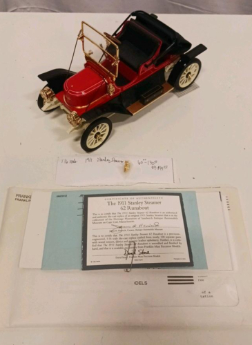 Franklin Mint 1:16 1911 Stanley Steamer 62 Runabout Die-Cast Model w/ COA, Red/Black