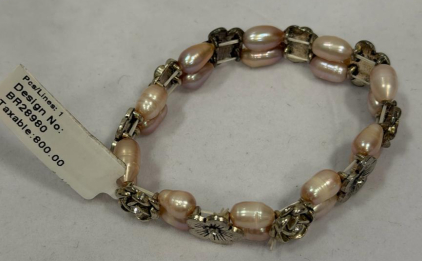 Freshwater Pearl Stretch Bracelet with Metal Beads, Serial BR28980