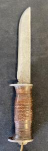 WWII-Era Fixed-Blade Combat Knife, Leather Handle, 5" Blade, Lanyard Ring, US Style