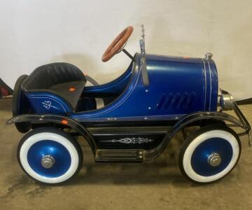 Vintage Gendron Pedal Car &ndash; Blue Race Car with Decorative Headlights and Chrome Windshield - Low Miles - Only used to pedal too and from church and back by an elderly lady from Pasadena. 38&rdquo;x21&rdquo;x24&rdquo;
