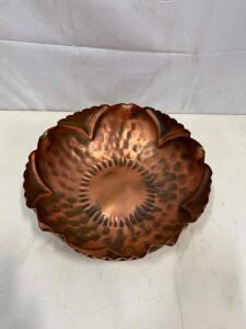 Vintage Arts and Crafts Hammered Copper Bowl 9" Floral Scalloped Edge Handcrafted