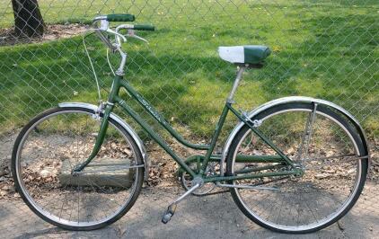 Schwinn Suburban Step-Through Bicycle, Green, 27" Wheels, Steel Frame, Vintage 1970s Cruiser