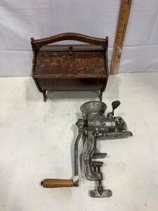 Vintage Cast Iron Hand-Crank Meat Grinder, Table Clamp, Wood Handle, Circa 1920&ndash;1950