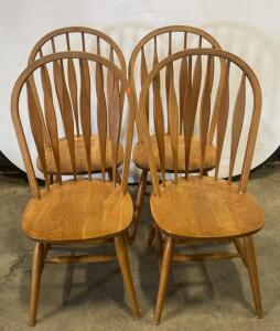 Set of 4 Windsor-Style Wooden Dining Chairs, Spindle Back Design, Medium Brown Finish