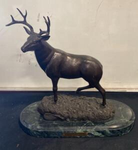 B. Block Bronze Mule Deer Sculpture on Green Marble Base &ndash; Wildlife Figurine ( SP2 )