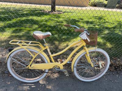 Huffy Nel Lusso Women's Cruiser Bicycle, 26" Steel Frame, Single-Speed, Yellow