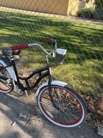Black Cruiser Bicycle &ndash; 26" Wheels, Single Speed, Rear Rack, Basket, Steel Frame - 2