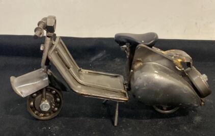 Vintage-Style Metal Scooter Model, 10.6" x 4.7" x 6.3", Gray/Silver Finish