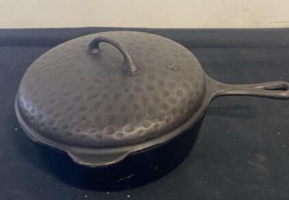 Vintage #8 Cast Iron Skillet with Hammered Domed Lid & Basting Rings, Dual Pour Spouts, 10.5"