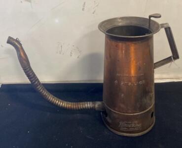 Brooking Equipment Co. 4 Quart Vintage Oil Can with Flexible Spout, Copper/Bronze Patina