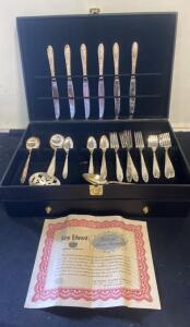 National Silver Co. King Edward Exquisite Silverplate Flatware Set, 20 Pieces with Case