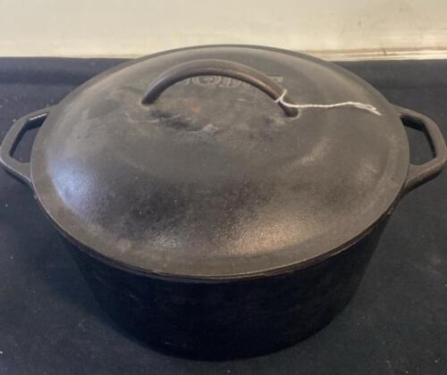 Lodge 8DOL 8-Quart Cast Iron Dutch Oven with Lid, Made in USA