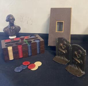 Vintage Wooden Poker Chip Caddy with Bakelite Chips, Includes "The Thinker" Bookends and Thomas Jefferson Bust