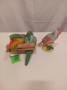 Vintage Ceramic Parrot Wall Pocket and Standing Cockatiel Figurine &ndash; 1950s&ndash;1970s, Hand-Painted, Glossy Finish