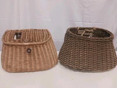 Vintage Wicker Fishing Creels &ndash; Classic Oval Shape, Willow Reed, Two Variations, 16"x10"x9"