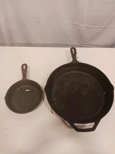 Lot of 2 Cast Iron Skillets 12-inch & 6.5-inch Frying Pans, Dual Pour Spouts, Seasoned
