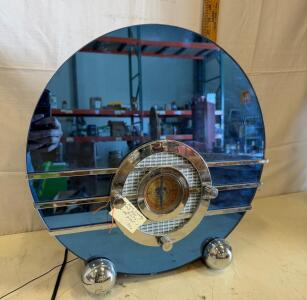 Thomas Museum Series Art Deco Radio TPC-109, Blue Mirror, AM/FM, 1997, Serial 2906