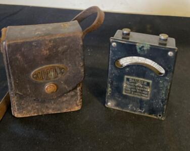 DuPont Blasting Galvanometer #7207, Leather Case, Vintage Mining Detonator Tester, 1920s&ndash;40s USA