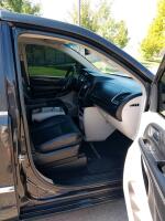 2014 CHRYSLER TOWN AND COUNTRY - 3RD ROW SEATING! - 18