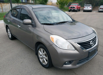 2012 NISSAN VERSA -