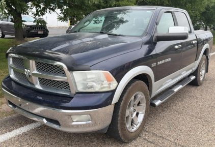 2012 RAM 1500 - 4X4!