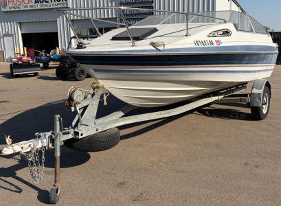 CAPRI BAYLINER BOAT