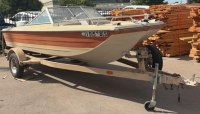 CRESTLINER BOAT - 2