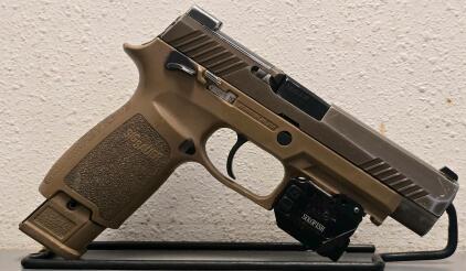 SIG Sauer P320 M17 9mm Pistol, Coyote Tan, 4.7" Barrel, Manual Safety, Solofish Light, SN M17A094186