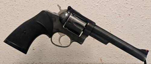 Ruger Security-Six .357 Magnum Revolver, 6" Barrel, Blued, Pachmayr Grip, Serial 158-64262