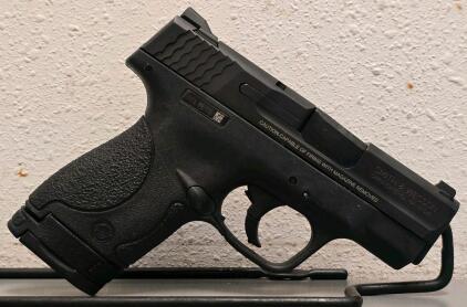 Smith & Wesson M&P 9 Shield 9mm, Striker-Fired, 3.1" Barrel, Black, Serial JCL1572