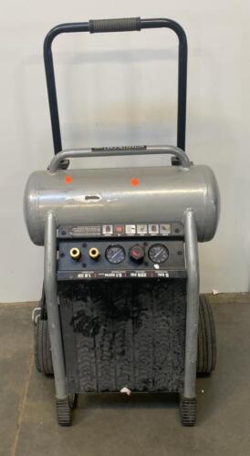 1.6 HP Electric Portable Air Compressor, 5 Gal Tank, 225 PSI, Dual Outlets (Powers On)