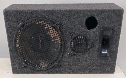 3-Way Carpeted 12" Woofer, Mid, Horn Tweeter, Ported,