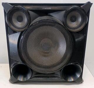 Samsung TW-J5500 Floor-Standing Speaker System with Dual 6" Subwoofers and Horn Tweeters