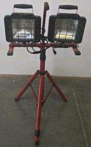 Dual 500W Halogen Work Light with Adjustable Tripod, Metal Housing, Red/Black