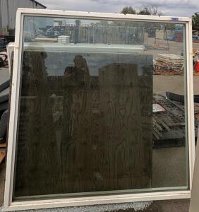 Large 72"x72" Fixed Picture Window, Double-Pane Glass, White Vinyl Frame, used condition, see pictures.