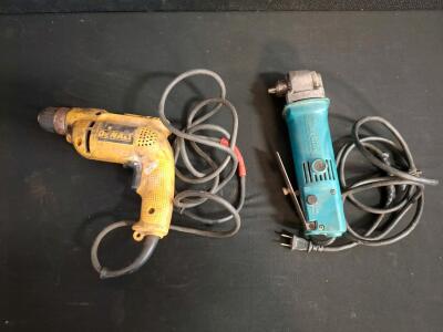 Makita DA3000R 3/8" Right-Angle Drill 115V, DeWalt 21008 3/8" VSR Drill 120V, Corded , both powered on.