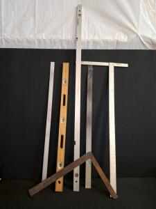 Lot: Kapro 786-44 72" Level, Walboard T-Square, Wood Level & Carpenter Squares, Rulers
