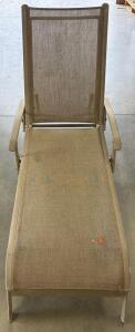 Outdoor Adjustable Aluminum Patio Chaise Lounge Chair