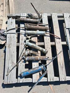 Lot of 7 Manual Grease Guns &ndash; Lever and Pistol-Grip, 14 oz Capacity, Heavy Wear, Assorted Types