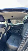 2012 VOLKSWAGEN JETTA - LEATHER INTERIOR! - 14