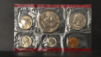 1977 U.S. Mint Uncirculated Coin Set &ndash; 12 Coins (P & D Mints), Original Packaging - 2