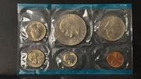 1977 U.S. Mint Uncirculated Coin Set &ndash; 12 Coins (P & D Mints), Original Packaging - 4