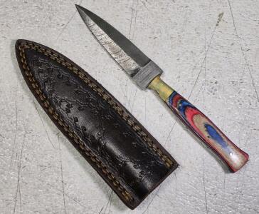 Custom Damascus Steel Fixed-Blade Knife with Multicolored Wood Handle and Leather Sheath